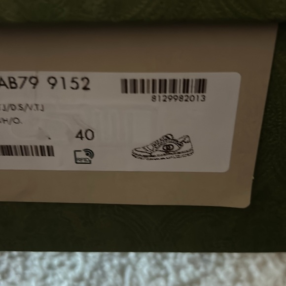 Brand new authentic Gucci GG Mac 80 sneaker. Never worn. - Picture 4 of 9